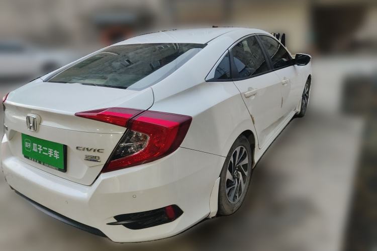 Used Honda Civic 2016 220TURBO CVT Luxury Edition Rear Right 45 Deg