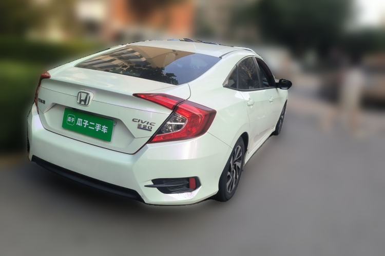 Used Honda Civic 2016 220TURBO CVT Luxury Edition Rear Right 45 Deg