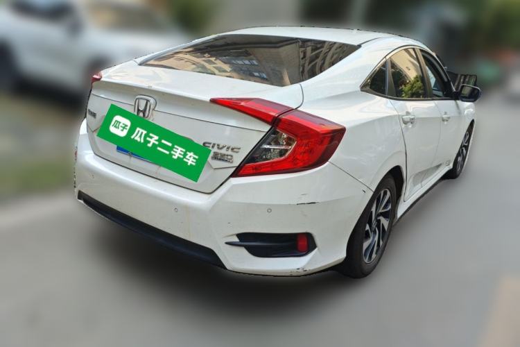 Used Honda Civic 2016 220TURBO CVT Luxury Edition Rear Right 45 Deg