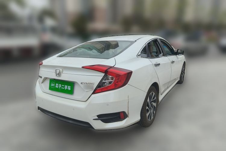 Used Honda Civic 2016 220TURBO CVT Luxury Edition Rear Right 45 Deg