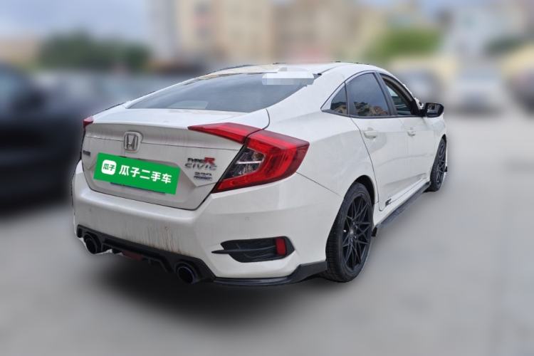 Used Honda Civic 2016 220TURBO CVT Luxury Edition Rear Right 45 Deg