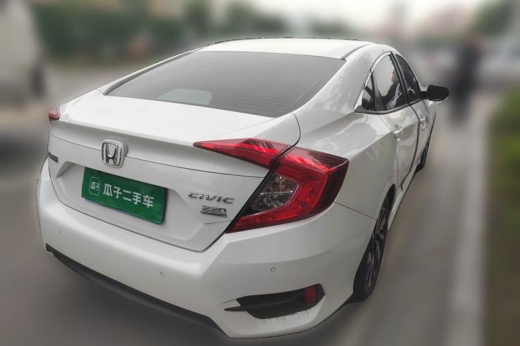 Used Honda Civic 2016 220TURBO CVT Luxury Edition Rear Right 45 Deg