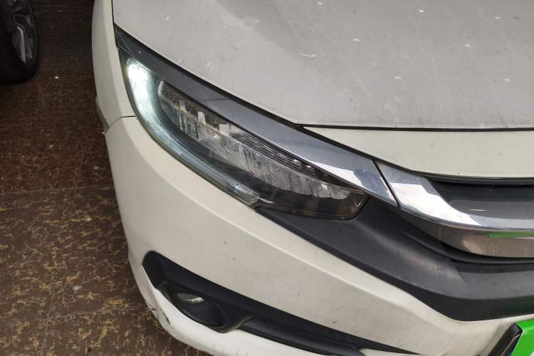 Used Honda Civic 2016 220TURBO CVT Prestige Edition Right Front Headlight