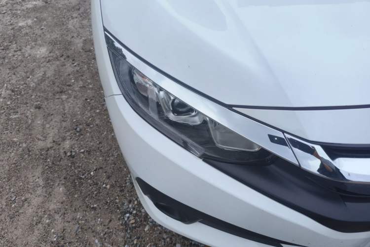 Used Honda Civic 2016 220TURBO CVT Luxury Edition Right Front Headlight