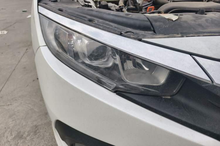 Used Honda Civic 2016 220TURBO CVT Prestige Edition Right Front Headlight