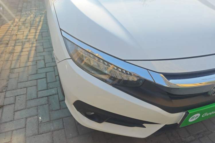 Used Honda Civic 2016 220TURBO CVT Prestige Edition Right Front Headlight