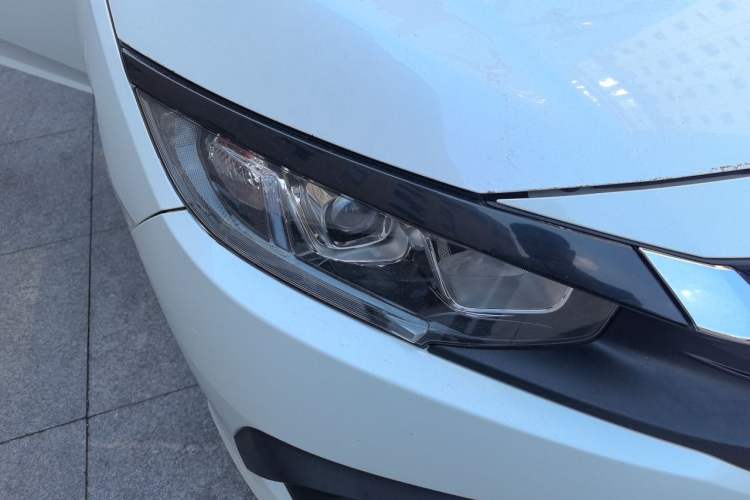 Used Honda Civic 2016 220TURBO CVT Luxury Edition Right Front Headlight