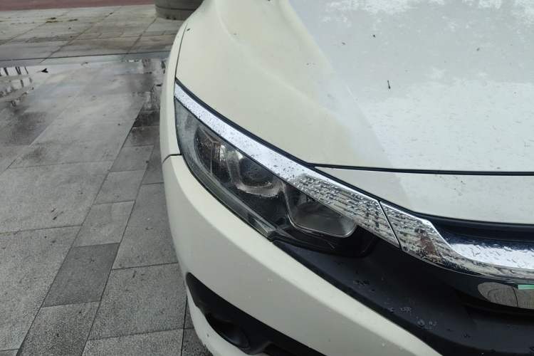 Used Honda Civic 2016 180TURBO CVT Comfort Version Right Front Headlight