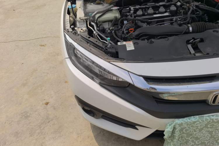 Used Honda Civic 2016 220TURBO CVT Prestige Edition Right Front Headlight
