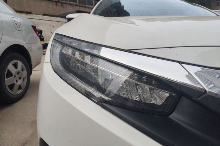 Used Honda Civic 2016 220TURBO CVT Prestige Edition Right Front Headlight