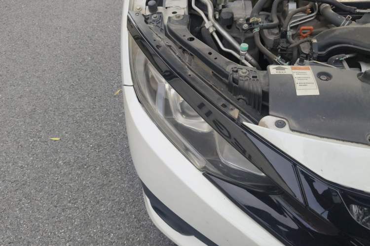 Used Honda Civic 2016 220TURBO CVT Luxury Edition Right Front Headlight