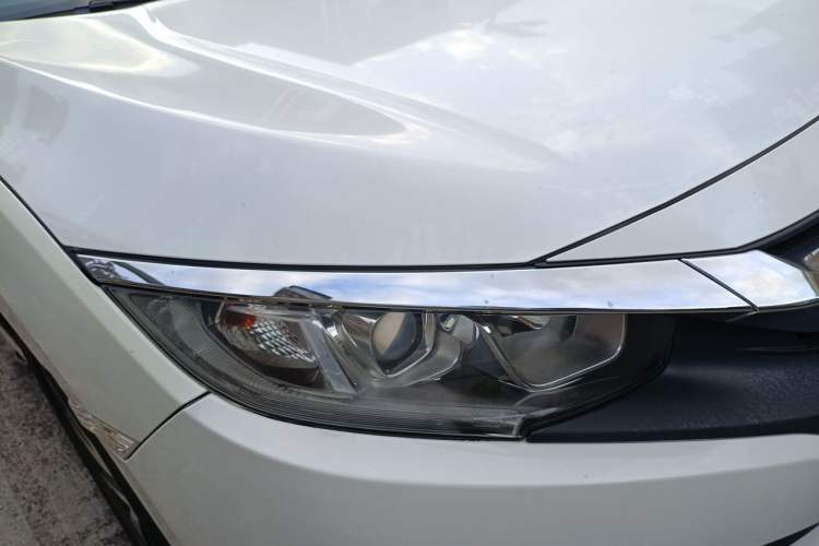 Used Honda Civic 2016 220TURBO CVT Luxury Edition Right Front Headlight