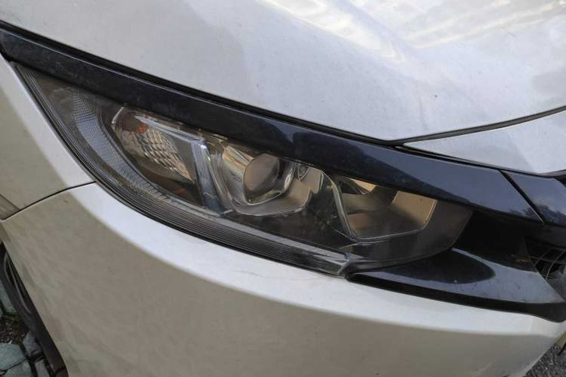Used Honda Civic 2016 220TURBO CVT Luxury Edition Right Front Headlight