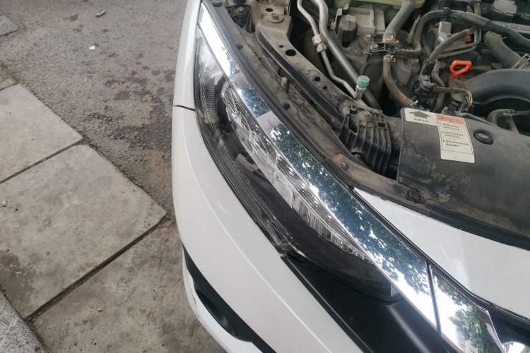 Used Honda Civic 2016 220TURBO CVT Prestige Edition Right Front Headlight