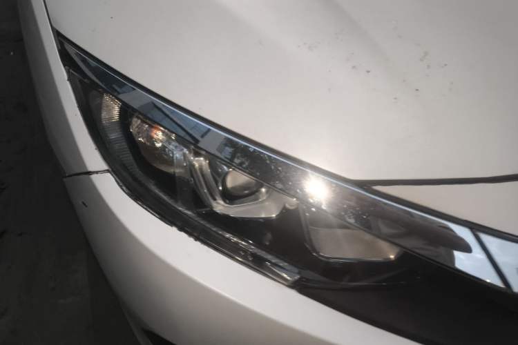Used Honda Civic 2016 220TURBO CVT Luxury Edition Right Front Headlight