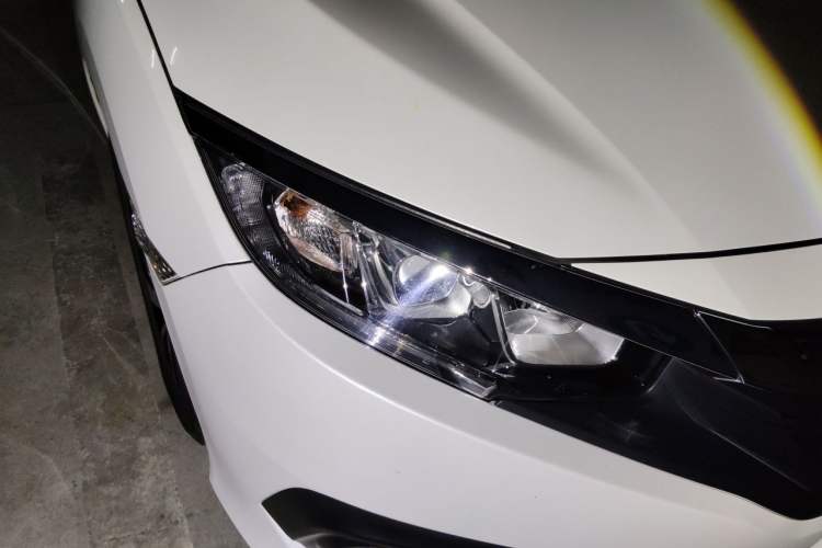 Used Honda Civic 2016 220TURBO CVT Luxury Edition Right Front Headlight