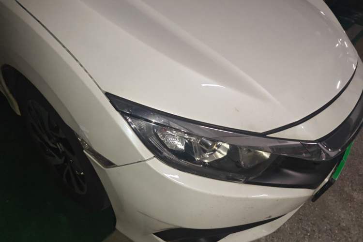 Used Honda Civic 2016 220TURBO CVT Luxury Edition Right Front Headlight