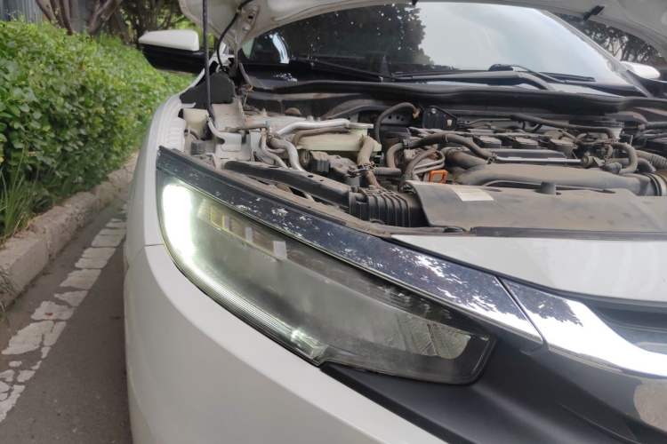 Used Honda Civic 2016 220TURBO CVT Prestige Edition Right Front Headlight