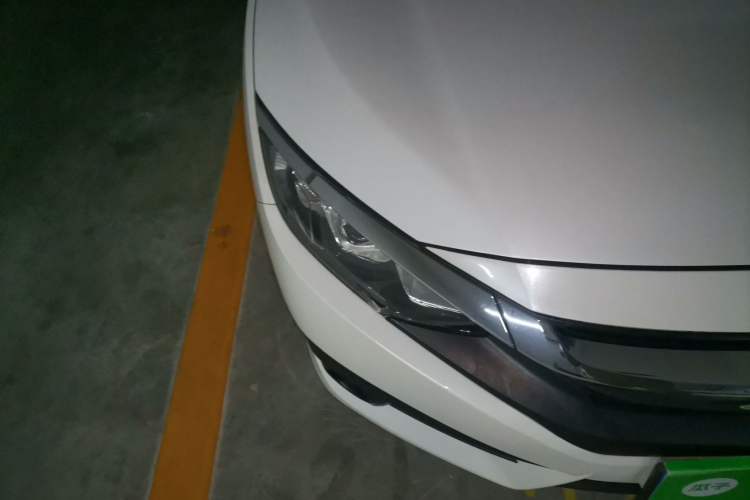 Used Honda Civic 2016 220TURBO CVT Luxury Edition Right Front Headlight