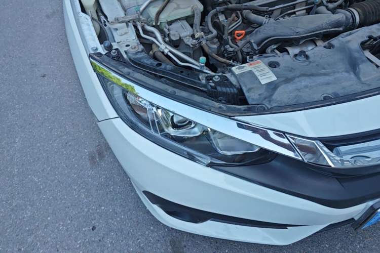 Used Honda Civic 2016 220TURBO CVT Luxury Edition Right Front Headlight