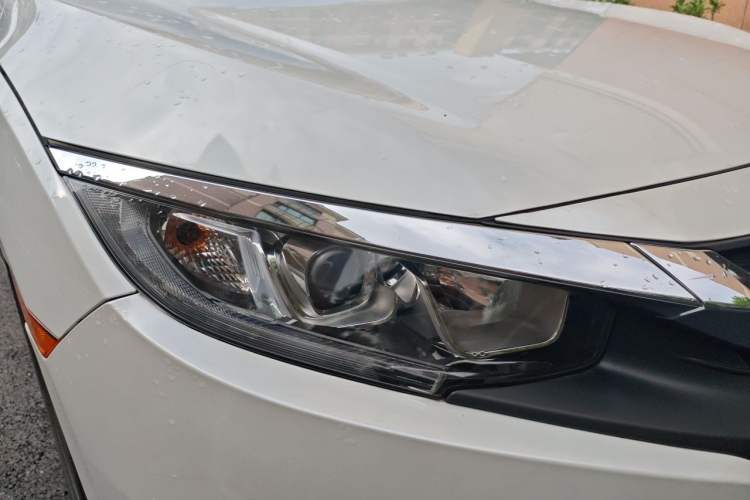 Used Honda Civic 2016 220TURBO CVT Luxury Edition Right Front Headlight