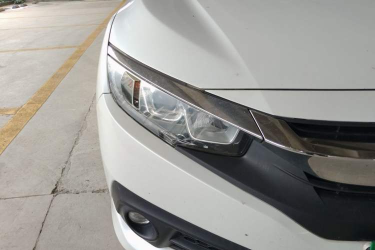 Used Honda Civic 2016 180TURBO CVT Comfort Version Right Front Headlight
