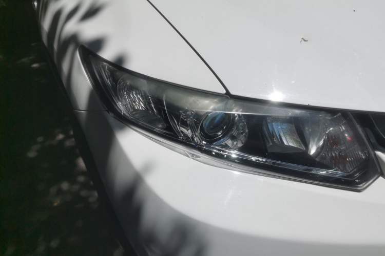 Used Honda Civic 2016 1.8L Automatic Comfort Version Right Front Headlight