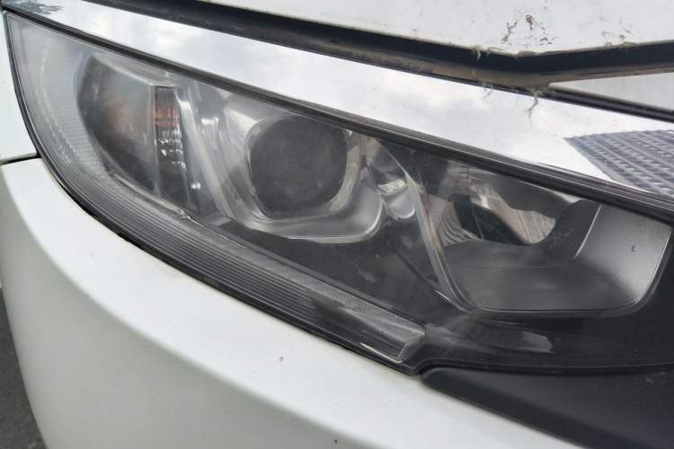 Used Honda Civic 2016 220TURBO Manual Luxury Edition Right Front Headlight