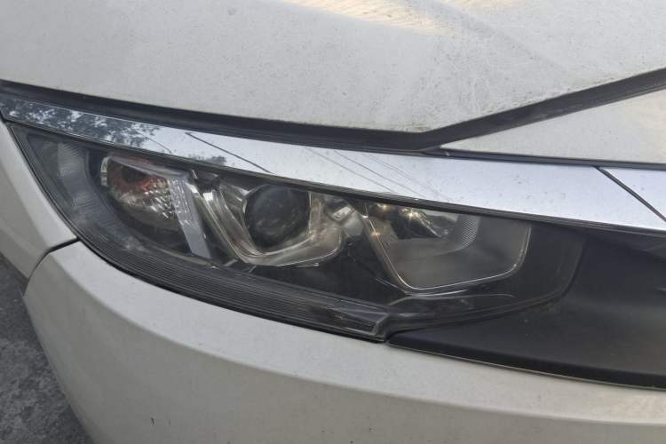 Used Honda Civic 2016 220TURBO CVT Luxury Edition Right Front Headlight