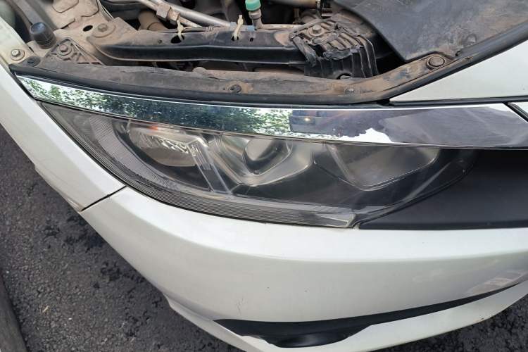 Used Honda Civic 2016 220TURBO CVT Luxury Edition Right Front Headlight