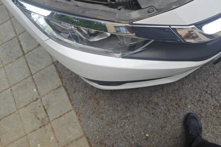 Used Honda Civic 2016 220TURBO CVT Luxury Edition Right Front Headlight