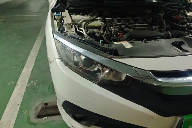 Used Honda Civic 2016 220TURBO CVT Luxury Edition Right Front Headlight