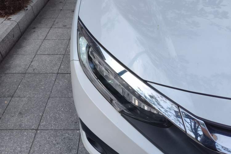 Used Honda Civic 2016 220TURBO CVT Prestige Edition Right Front Headlight