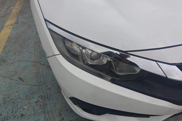 Used Honda Civic 2016 220TURBO CVT Luxury Edition Right Front Headlight