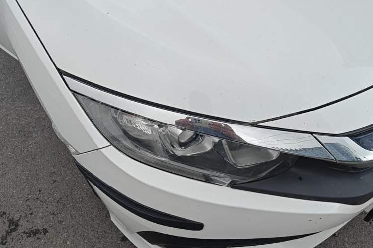 Used Honda Civic 2016 220TURBO CVT Luxury Edition Right Front Headlight