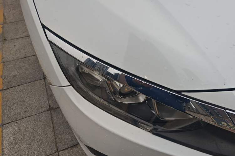 Used Honda Civic 2016 220TURBO CVT Luxury Edition Right Front Headlight