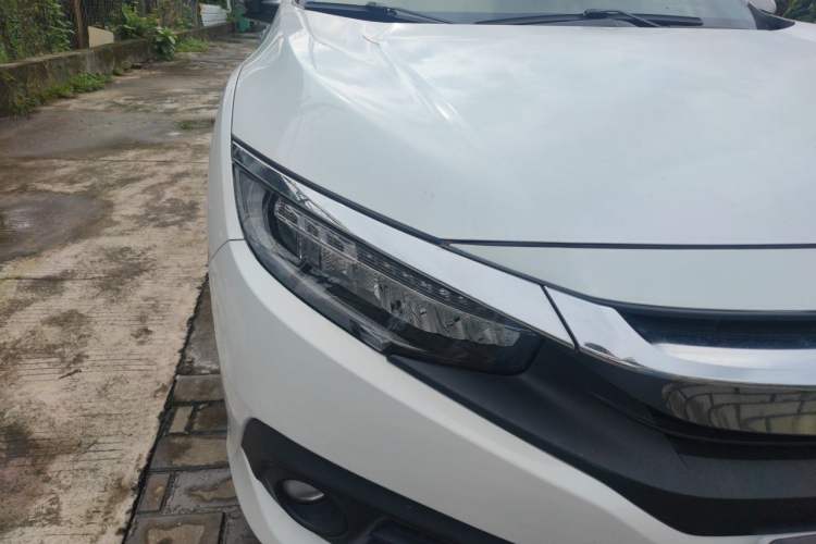 Used Honda Civic 2016 220TURBO CVT Prestige Edition Right Front Headlight