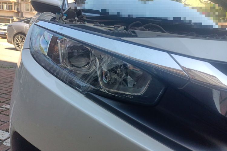 Used Honda Civic 2016 220TURBO CVT Luxury Edition Right Front Headlight