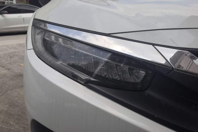 Used Honda Civic 2016 220TURBO CVT Luxury Edition Right Front Headlight