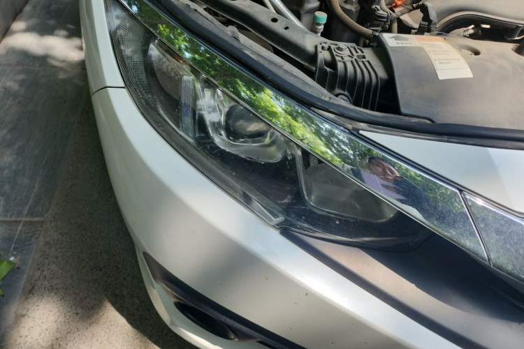 Used Honda Civic 2016 220TURBO CVT Luxury Edition Right Front Headlight