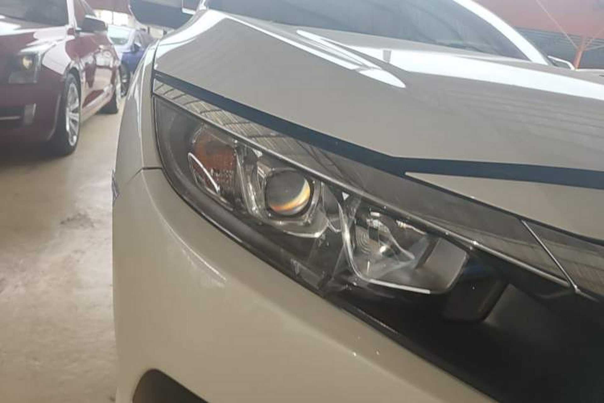 Used Honda Civic 2016 180TURBO CVT Comfort Version Right Front Headlight