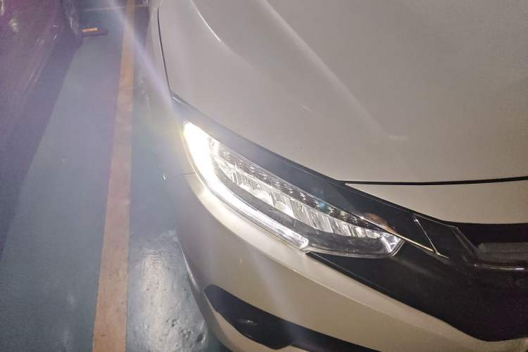 Used Honda Civic 2016 220TURBO CVT Prestige Edition Right Front Headlight