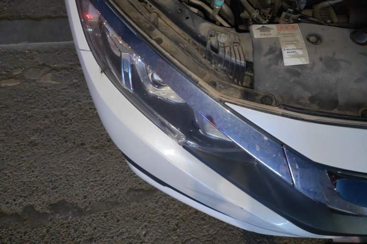 Used Honda Civic 2016 220TURBO CVT Luxury Edition Right Front Headlight