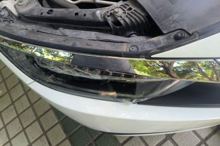 Used Honda Civic 2016 220TURBO CVT Prestige Edition Right Front Headlight