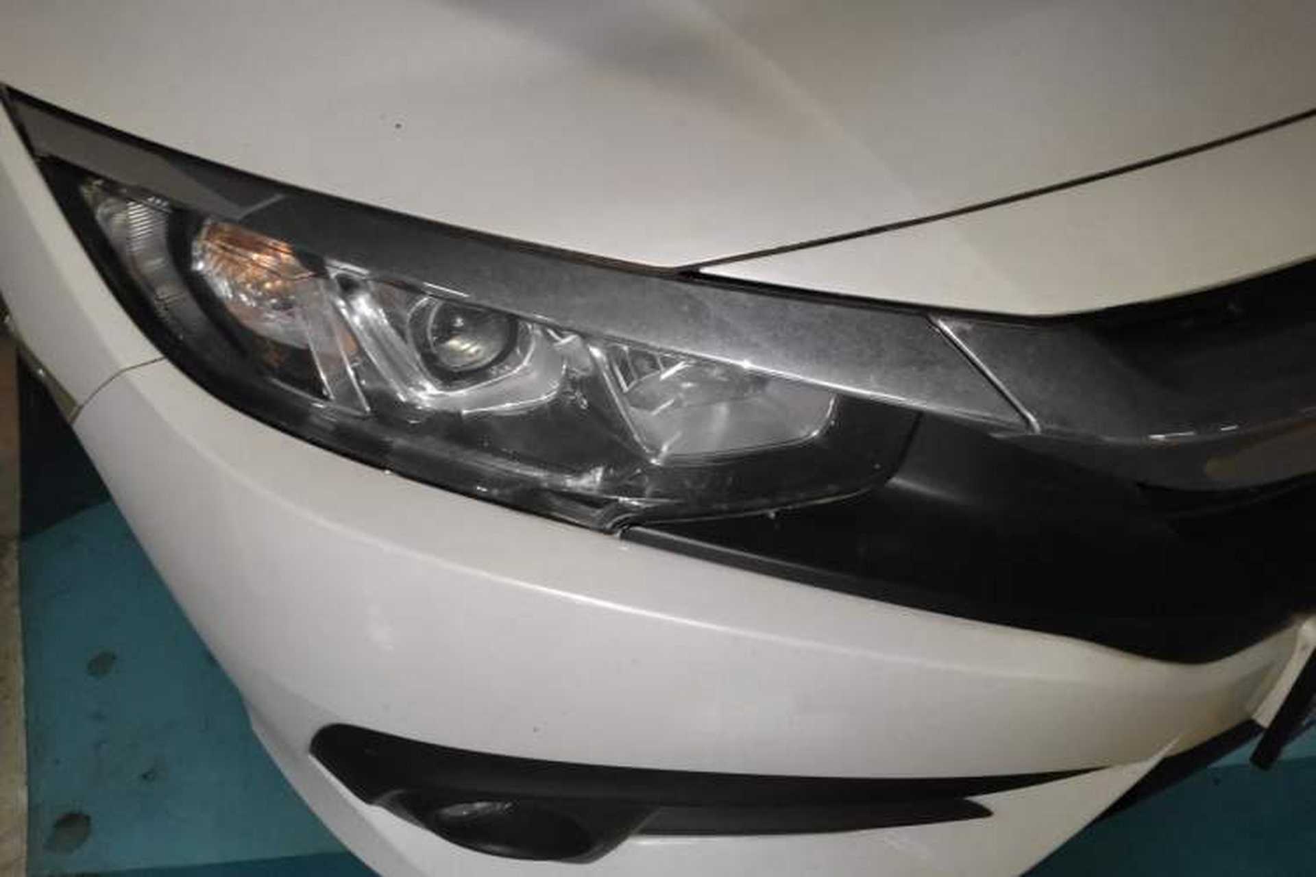 Used Honda Civic 2016 220TURBO CVT Luxury Edition Right Front Headlight