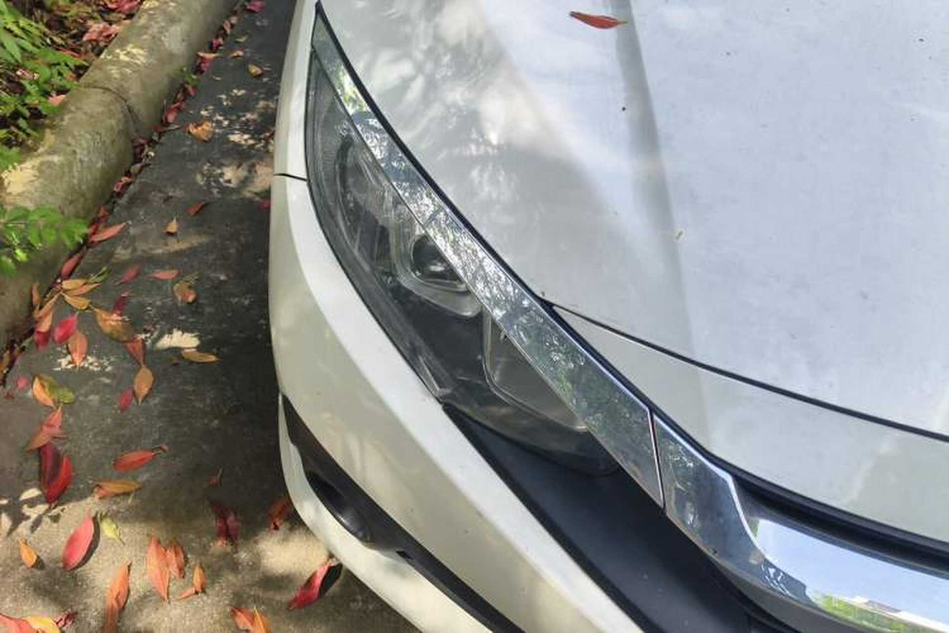 Used Honda Civic 2016 220TURBO CVT Luxury Edition Right Front Headlight