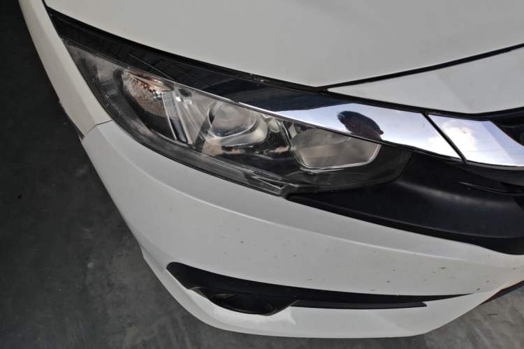 Used Honda Civic 2016 220TURBO CVT Luxury Edition Right Front Headlight