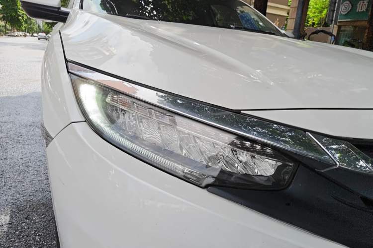 Used Honda Civic 2016 220TURBO CVT Prestige Edition Right Front Headlight
