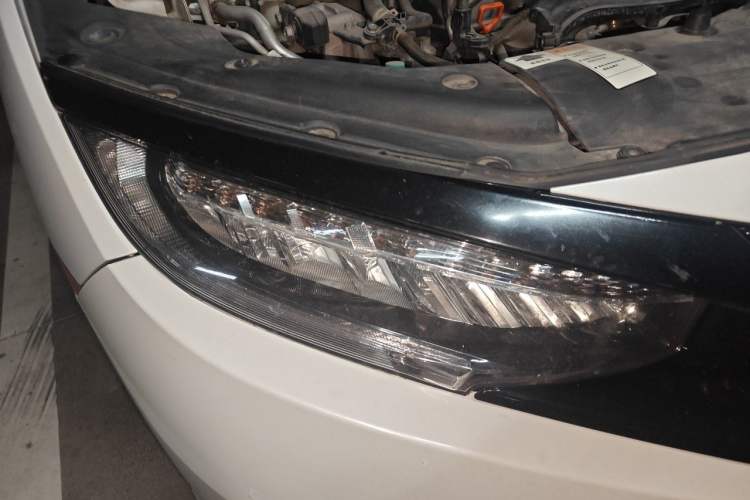 Used Honda Civic 2016 220TURBO CVT Prestige Edition Right Front Headlight
