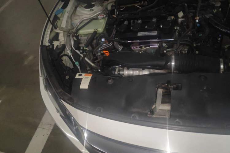 Used Honda Civic 2016 220TURBO CVT Luxury Edition Right Front Headlight